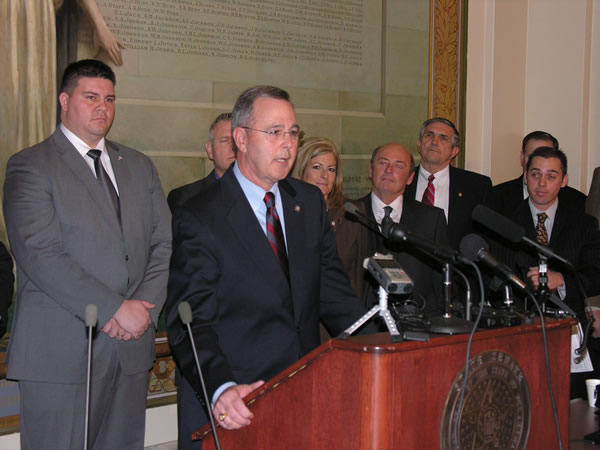 Pro Tem Bingman and Senate GOP discuss 2011 agenda.